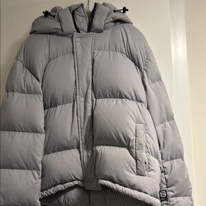 Aritzia Gray Puffer Jacket
